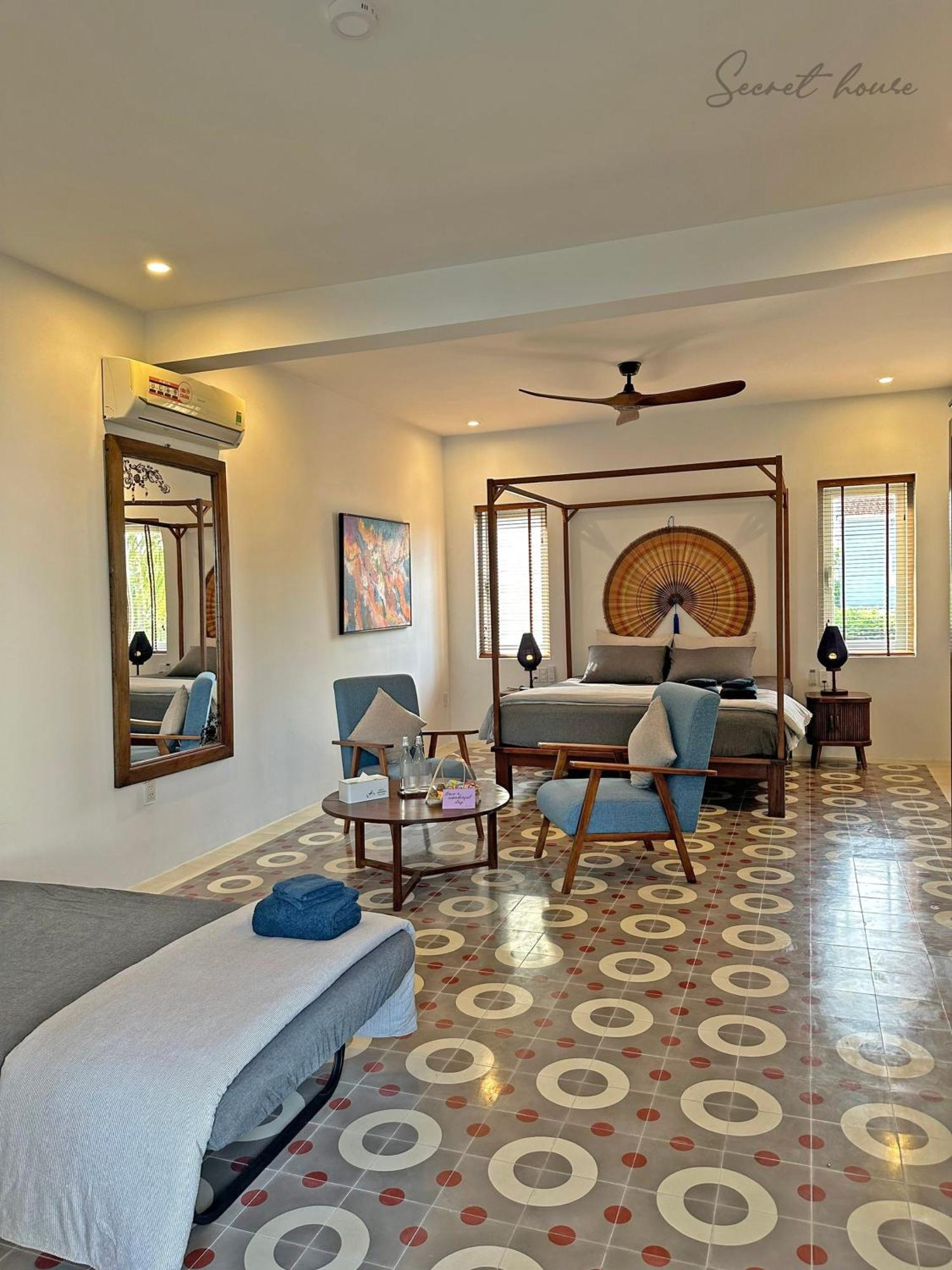 Secret House Boutique Hoi An Hotel ภายนอก รูปภาพ